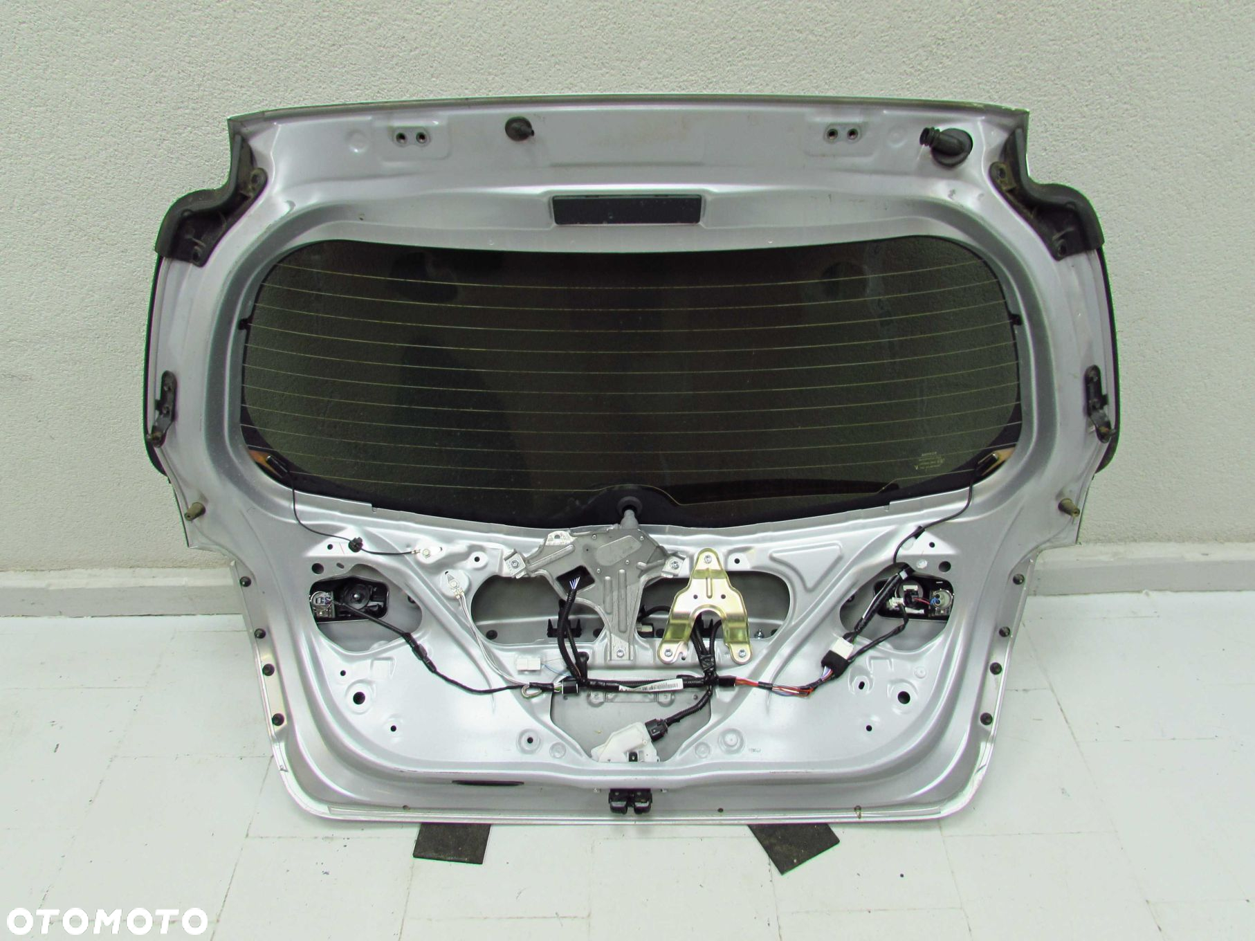 TOYOTA YARIS III LIFT 17-21 KLAPA BAGAZNIKA TYL SZYBA DO ZALOZENIA - 9