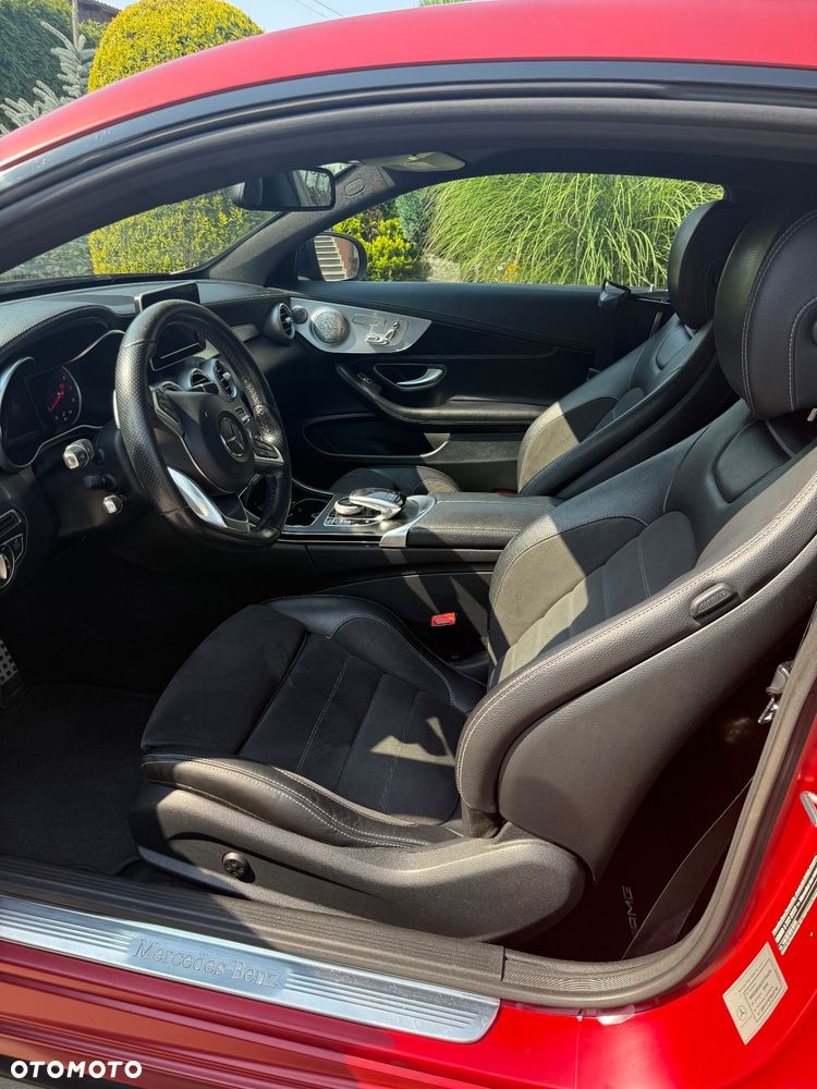 Mercedes-Benz Klasa C 200 4-Matic 9G-Tronic - 11