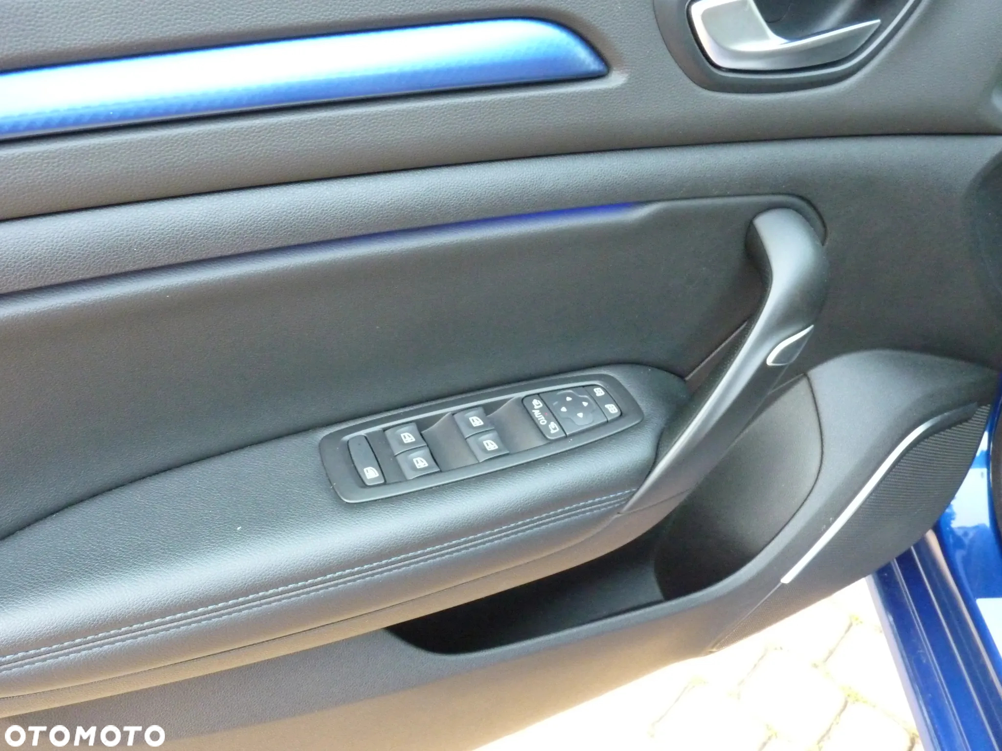 Renault Megane ENERGY TCe 130 GT LINE - 16