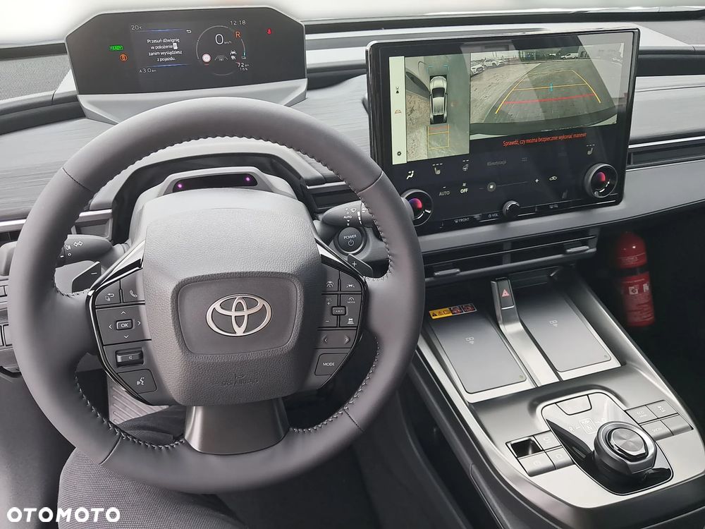 Toyota C-HR+ - 16