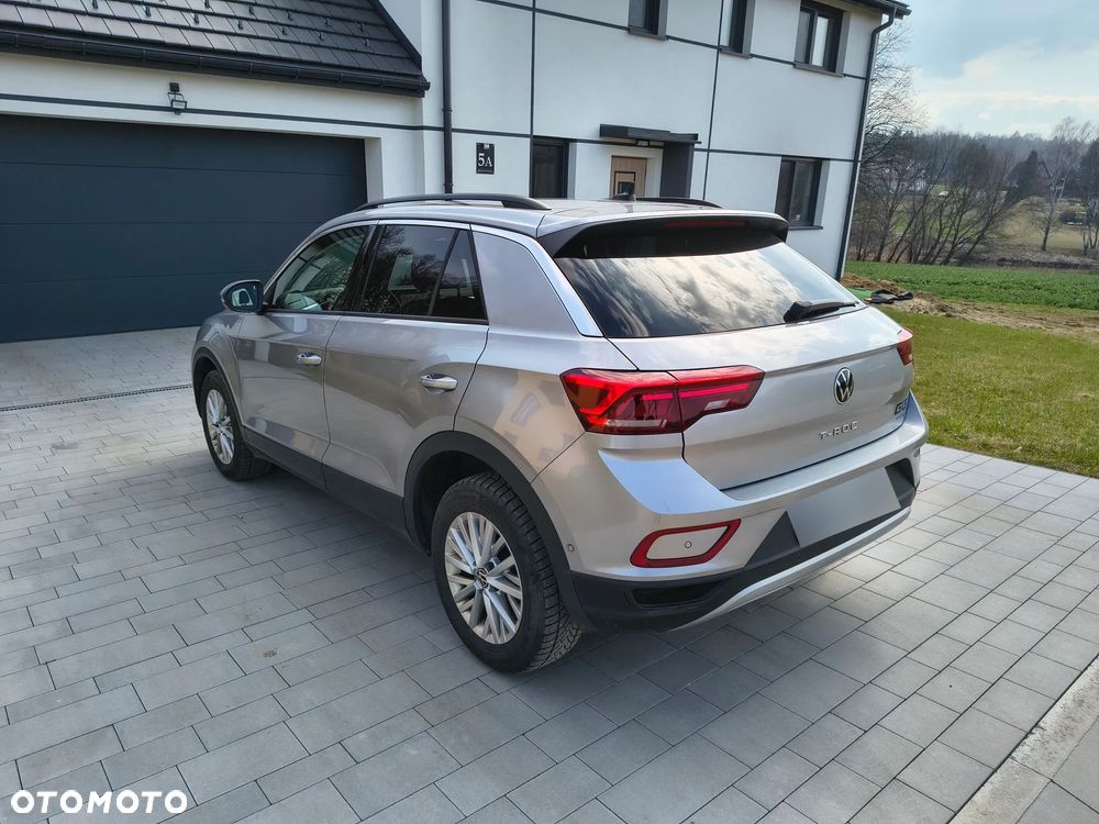 Volkswagen T-Roc ver-1-5-tsi-life - 5