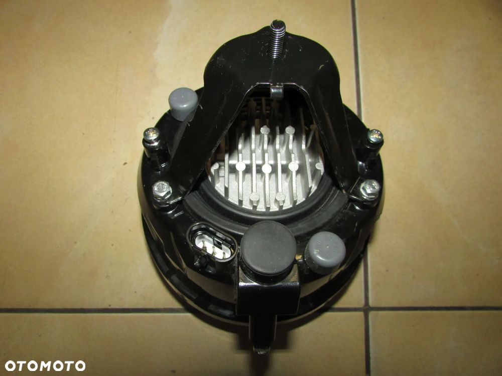 Vespa GTV 300 hpe 2024 lampa przód reflektor - 3