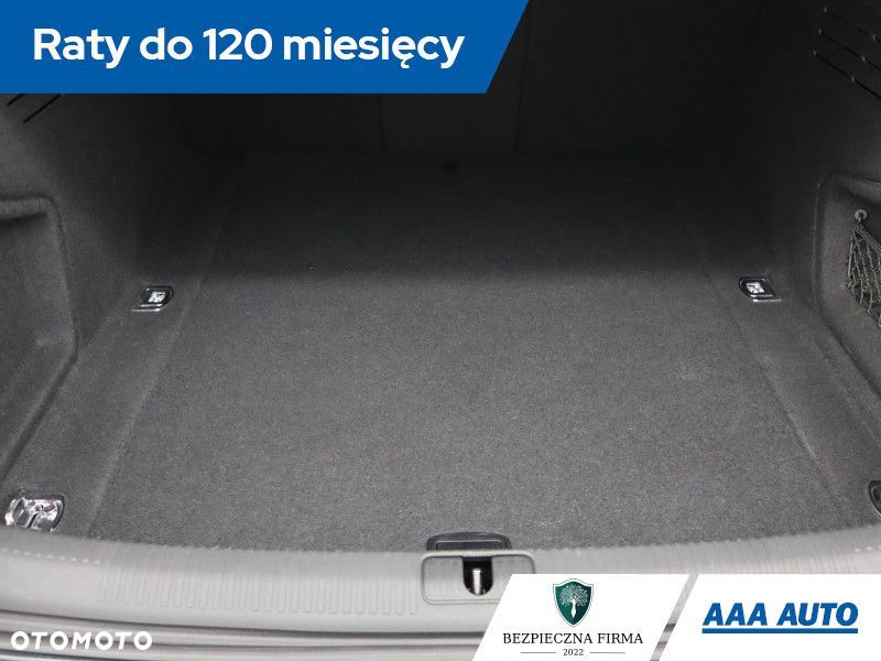 Audi A4 Limousine - 16