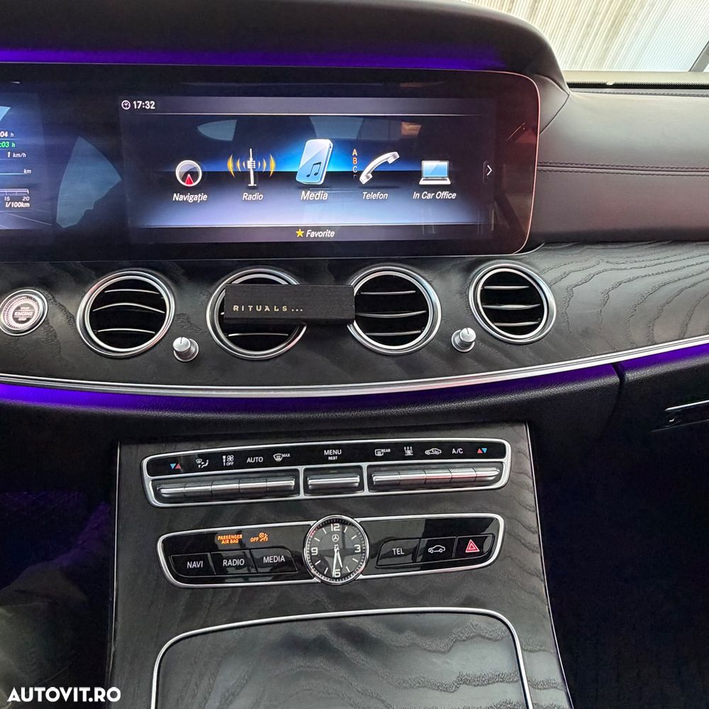 Mercedes-Benz E 300 de 9G-TRONIC - 20