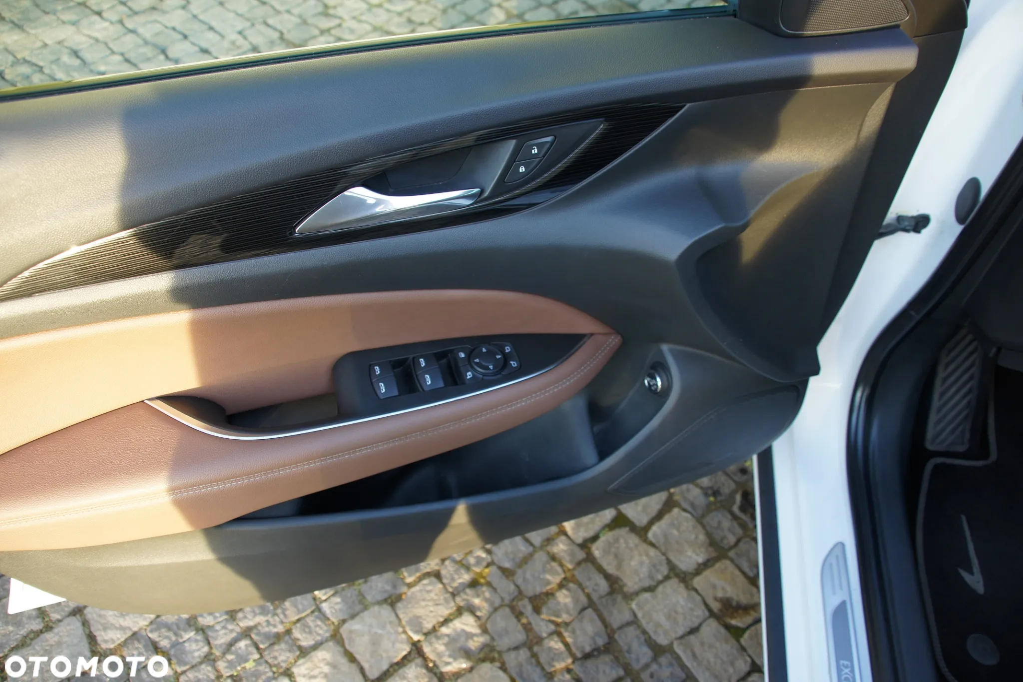 Opel Insignia Sports Tourer 2.0 Diesel Ultimate Exclusive - 11