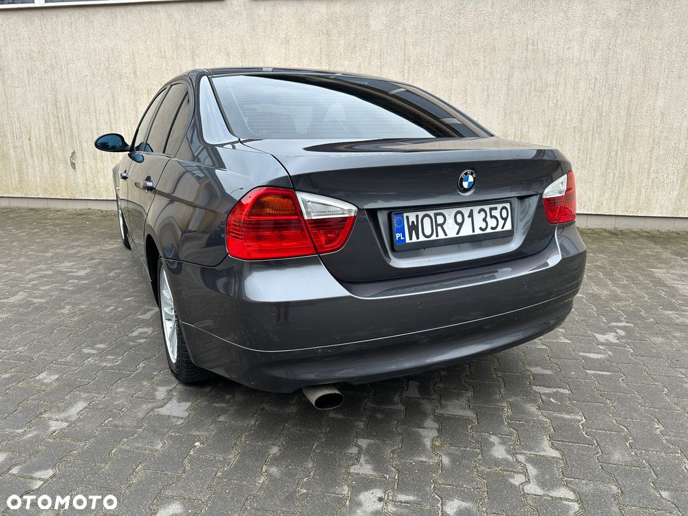 BMW Seria 3 320i - 12