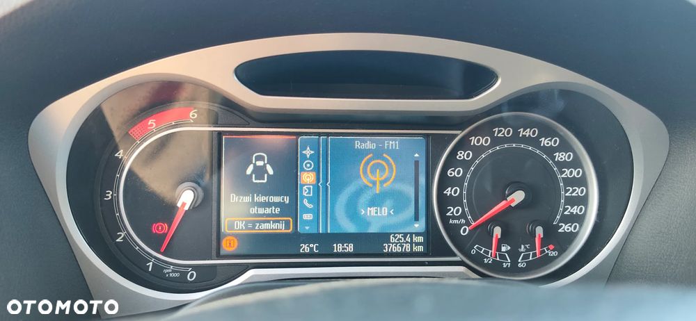 Ford S-Max 2.0 TDCi DPF Titanium - 24