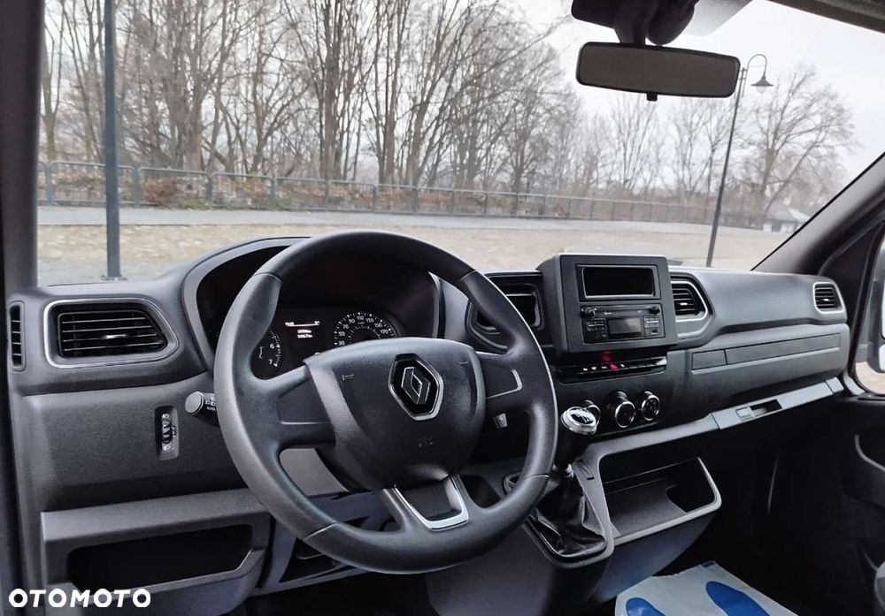 Renault Master - 18