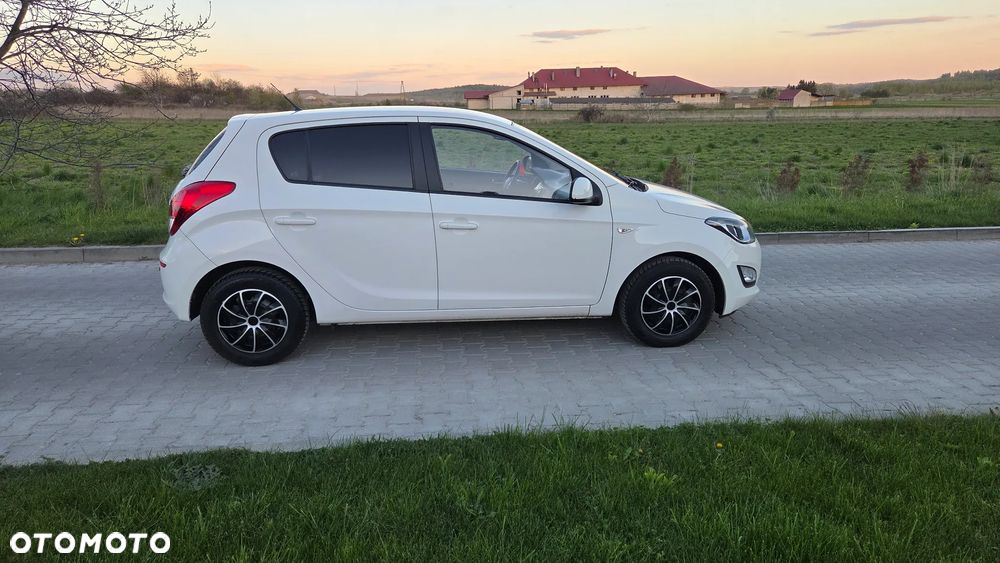 Hyundai i20 1.25 Comfort - 16