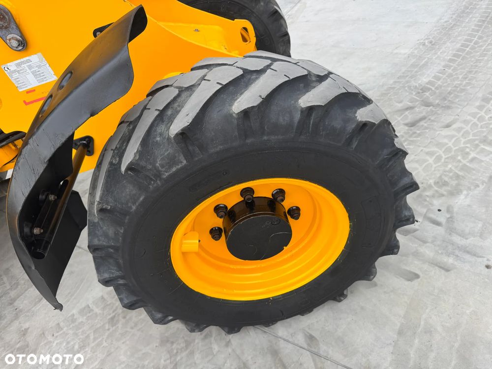 JCB ŁADOWARKA TELESKOPOWA TM220 T4A STAN JAK NOWY - 16