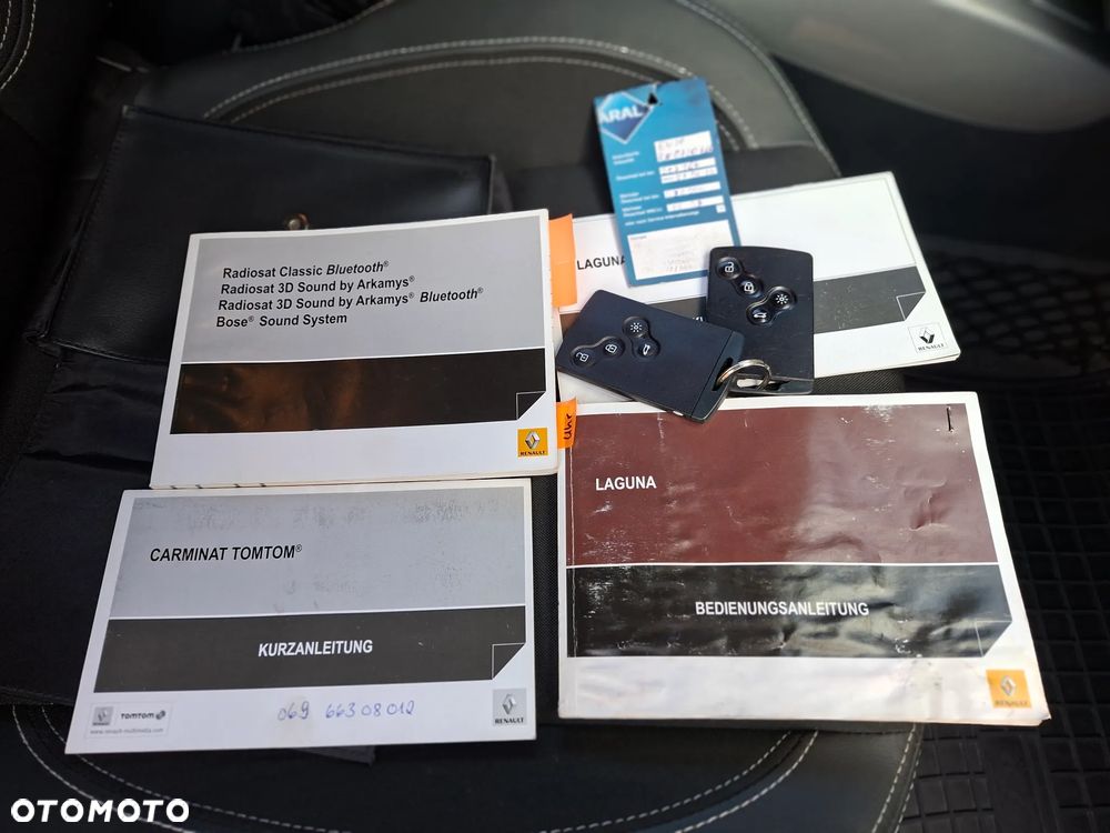 Renault Laguna 2.0 dCi Initiale - 30