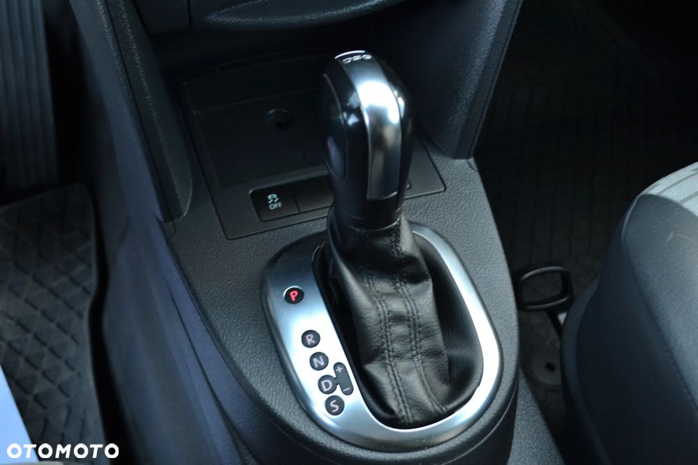 Volkswagen Caddy MaX - 23