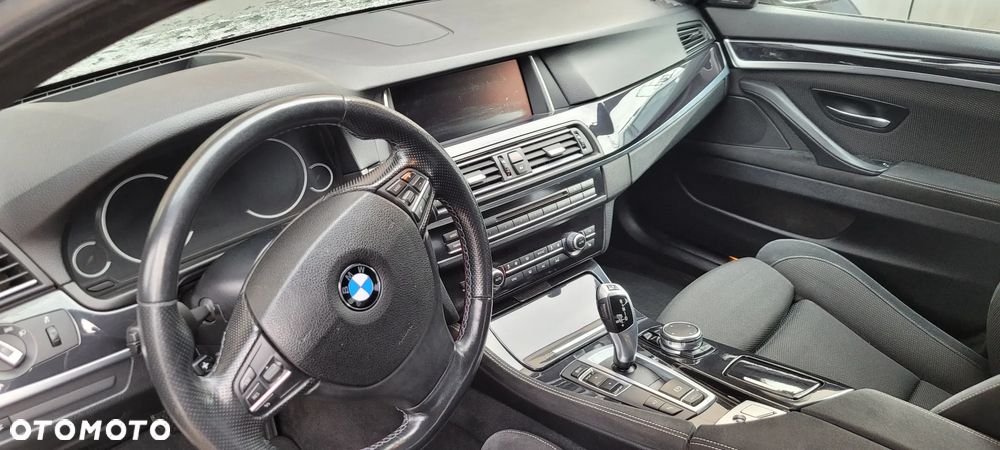 BMW Seria 5 520d M Sport Edition - 10