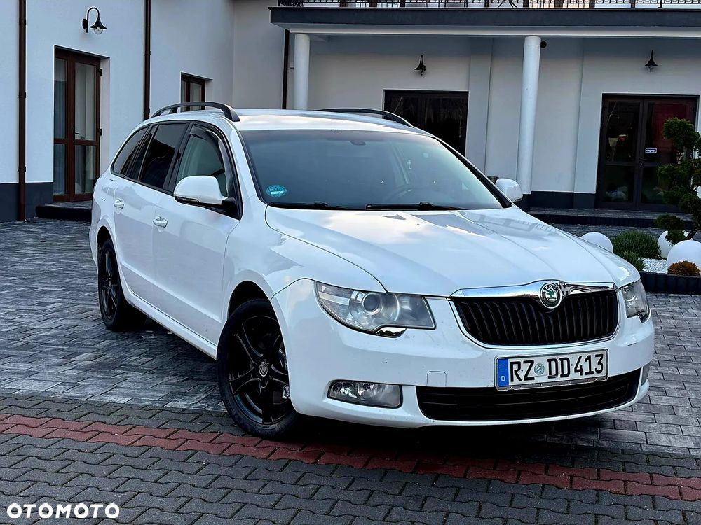 Skoda Superb 2.0 TDI Exclusive - 2