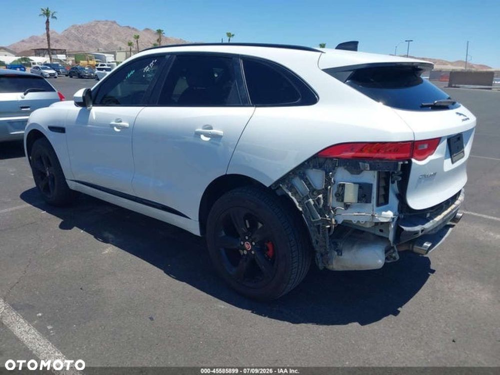 Jaguar F-Pace - 3