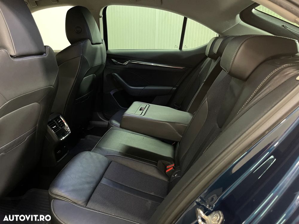 Skoda Octavia 2.0 TDI DSG Style - 13