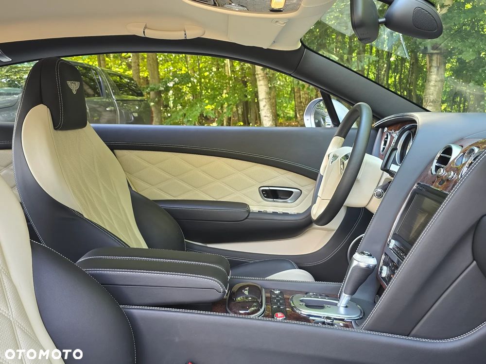 Bentley Continental GT - 27