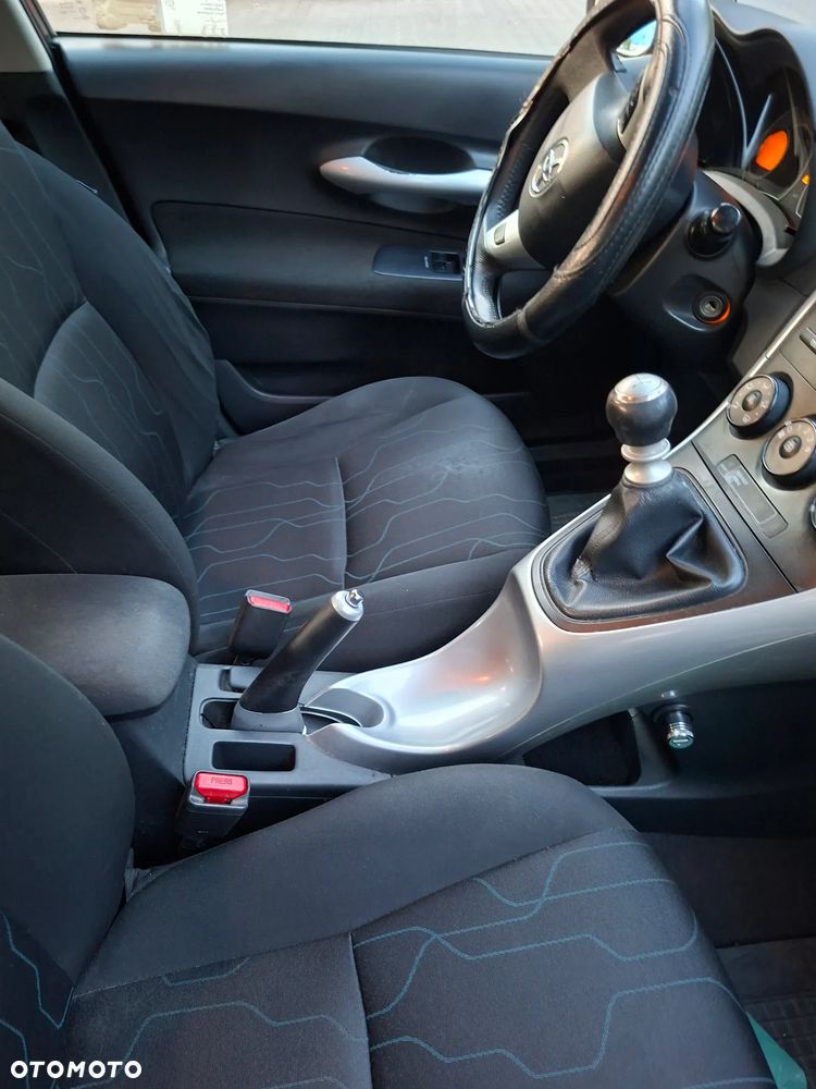 Toyota Auris 1.33 VVT-i Active - 10