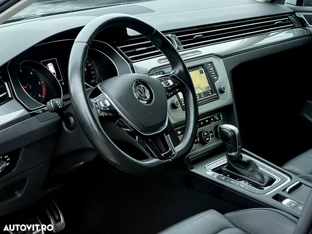 Volkswagen Passat Alltrack - 13