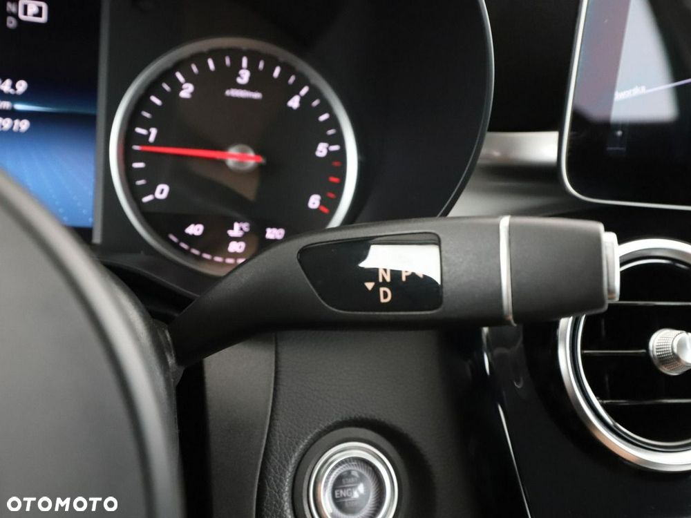Mercedes-Benz Klasa C 200 d 9G-TRONIC Avantgarde - 32