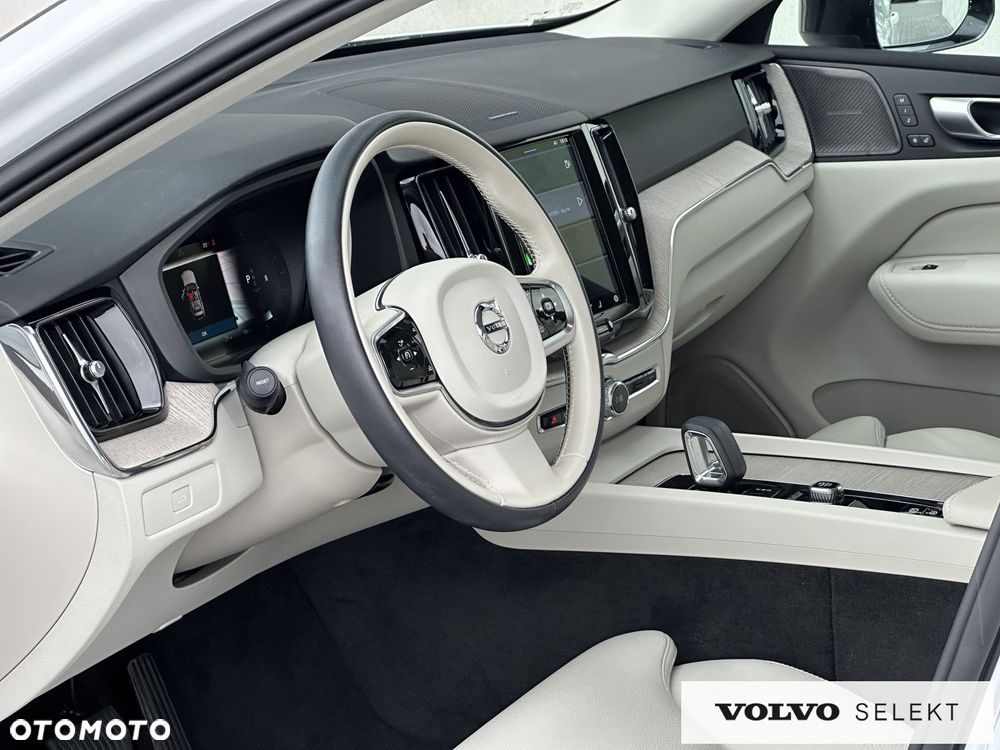 Volvo XC 60 - 21