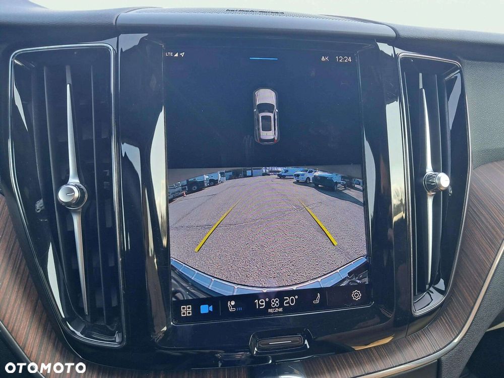 Volvo XC 60 - 17