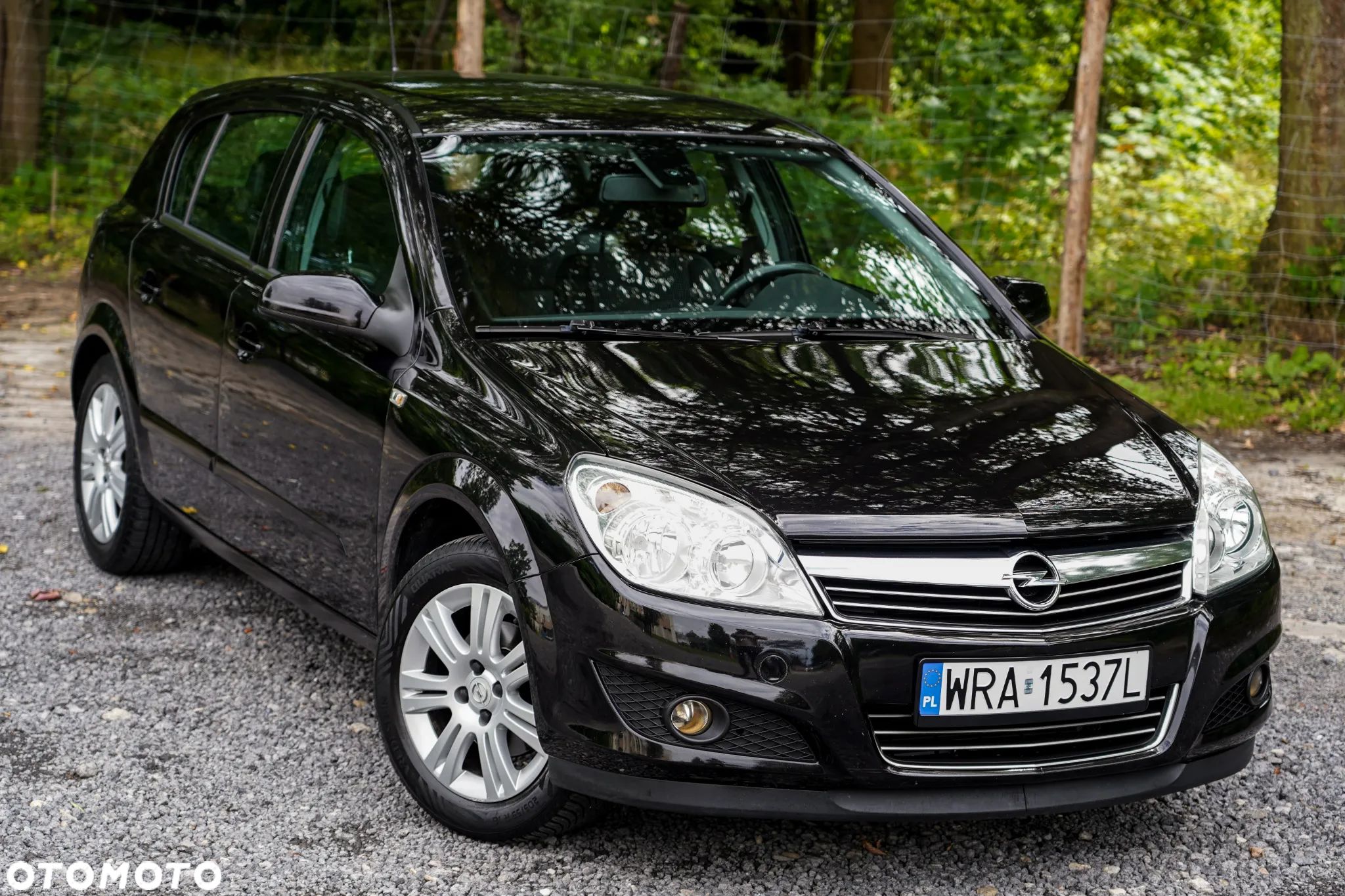 Opel Astra GTC 1.4 Active - 1
