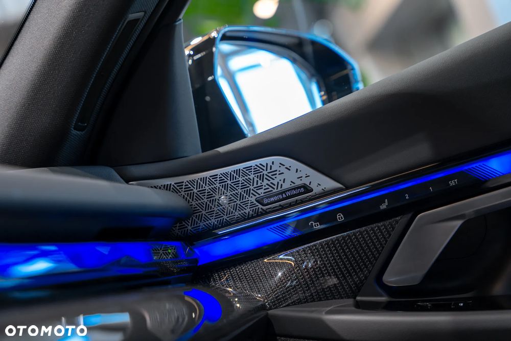 BMW M5 PHEV - 24