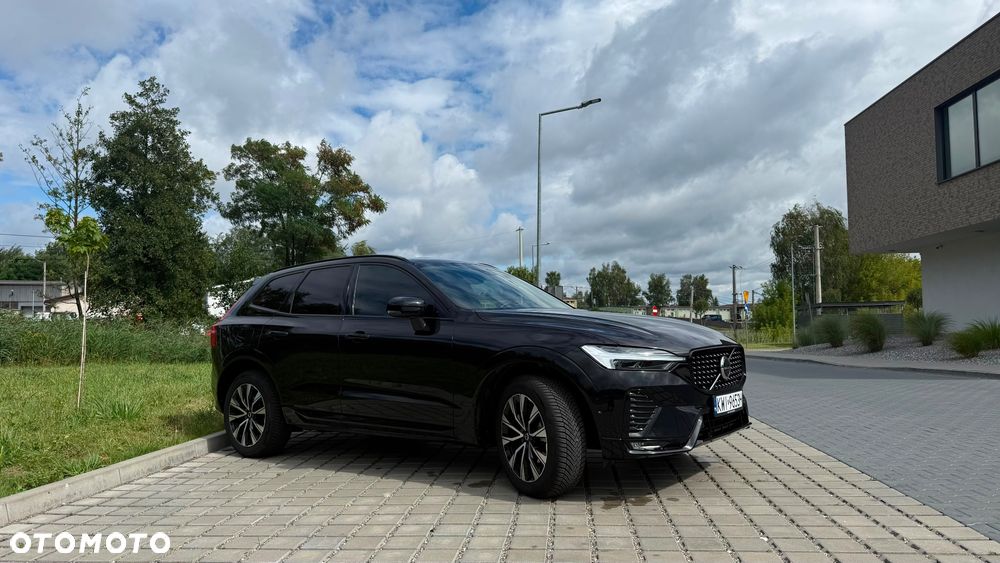 Volvo XC 60 B5 B AWD R-Design - 4