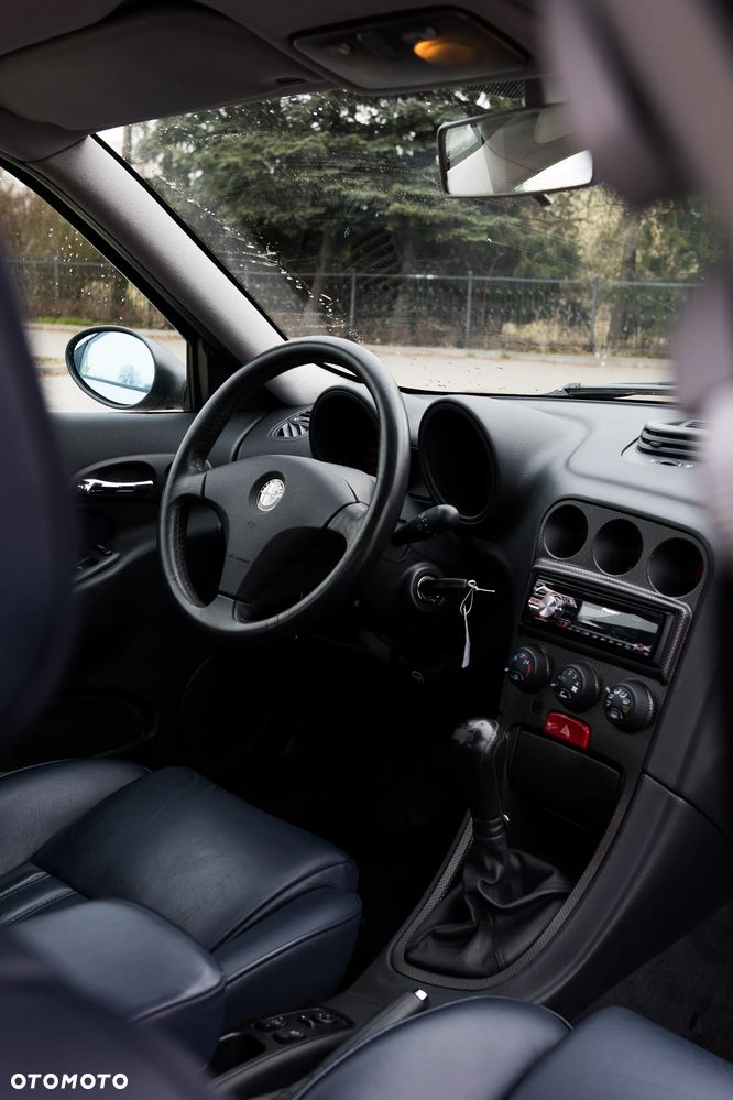 Alfa Romeo 156 2.0 TSpark 16v - 13