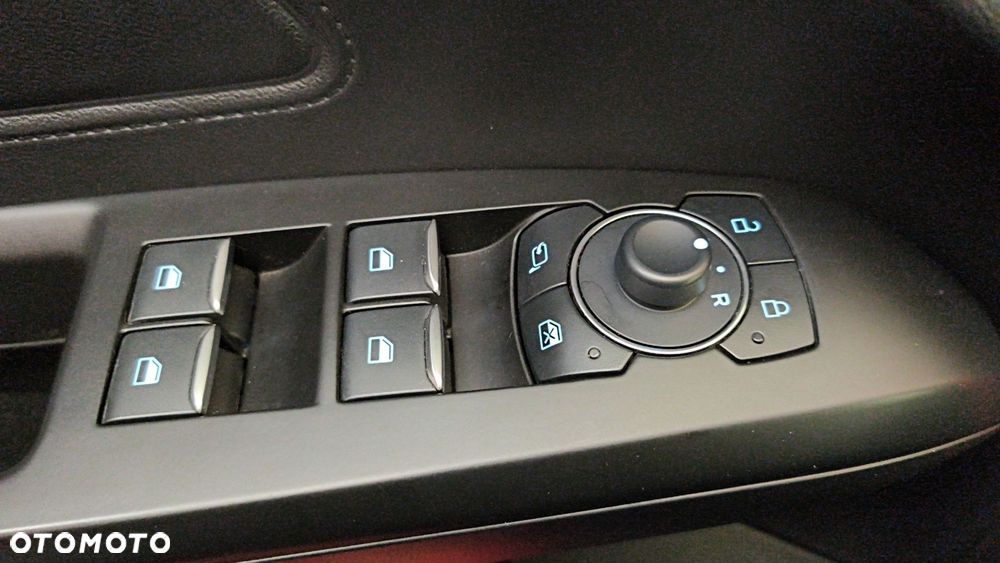 Ford Focus 1.0 EcoBoost mHEV Titanium X - 20