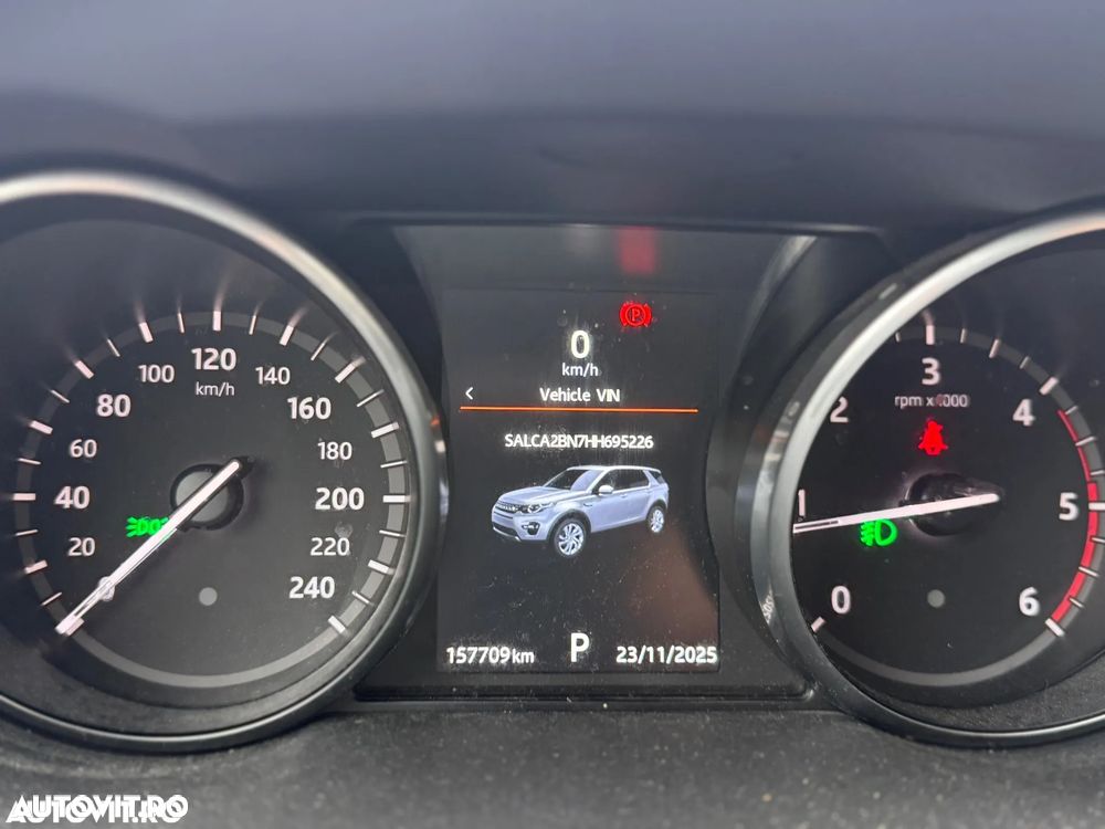 Land Rover Discovery Sport - 12