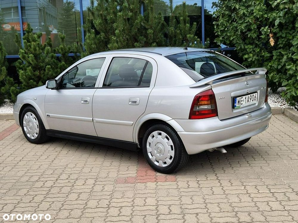 Opel Astra - 3