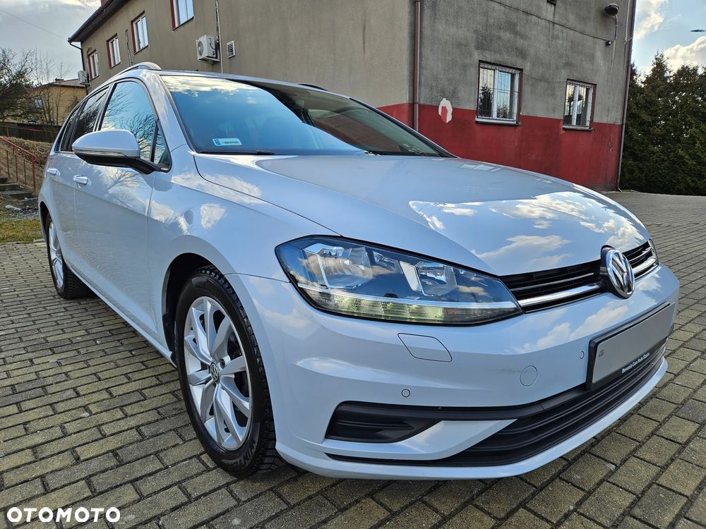 Volkswagen Golf - 4