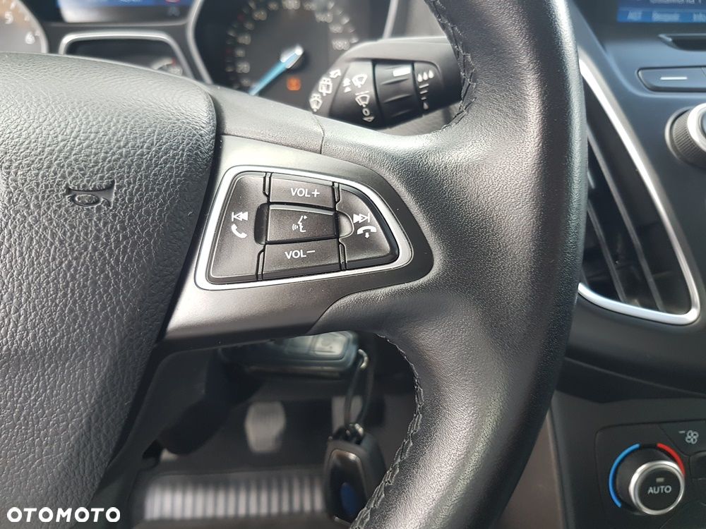 Ford Focus 1.0 EcoBoost Trend Sport - 18