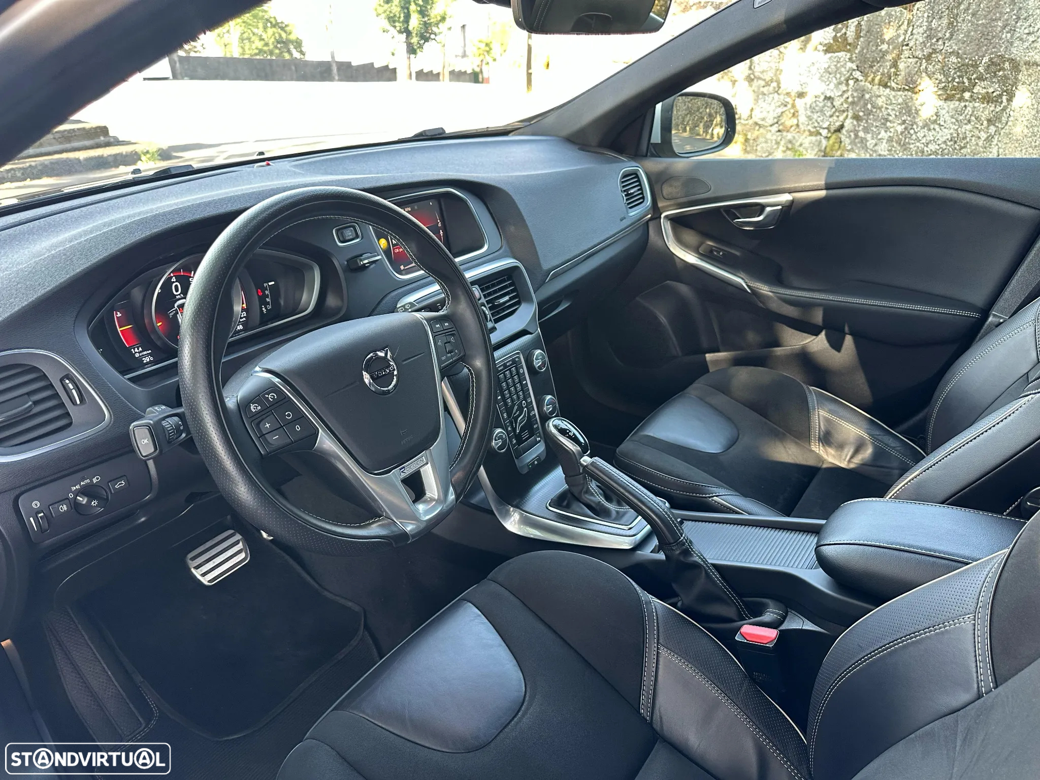 Volvo V40 1.5 T3 Sport Edition R Geartronic - 8
