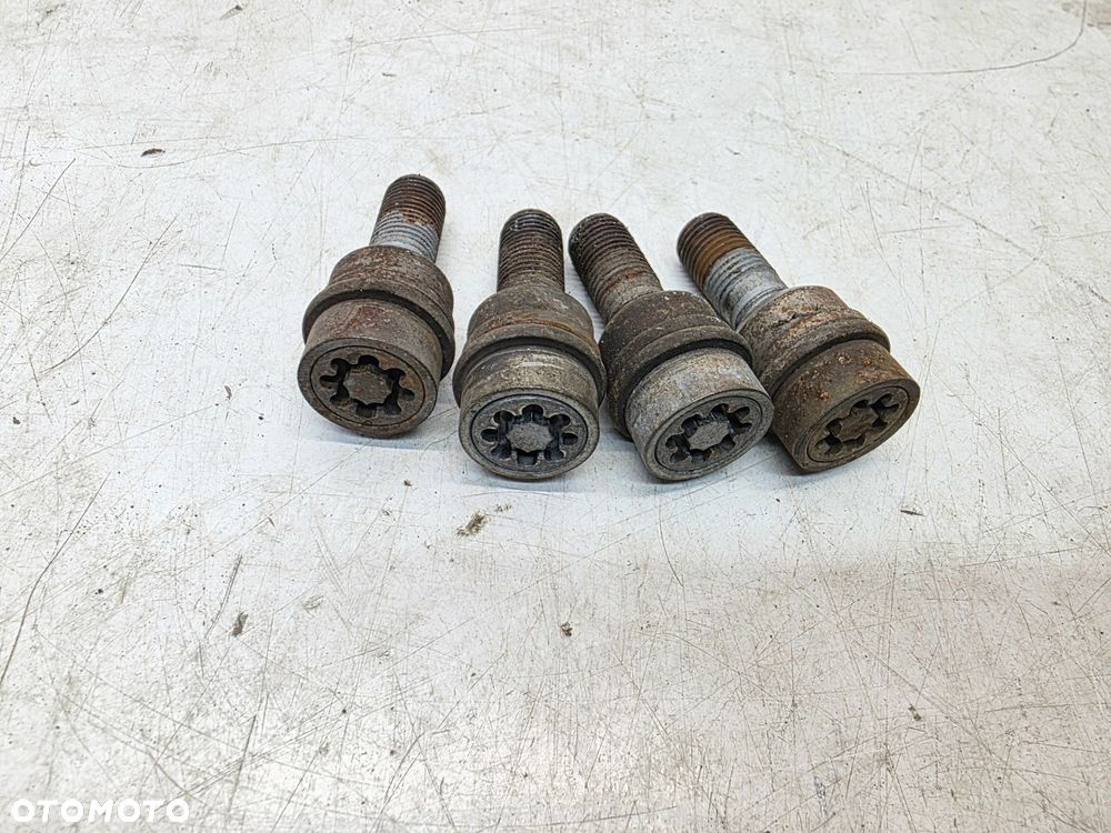 ŚRUBY ZABEZPIECZAJĄCE PŁYWAJĄCA PODKŁADKA AUDI VW SEAT SKODA ,J" 60 MM - 3