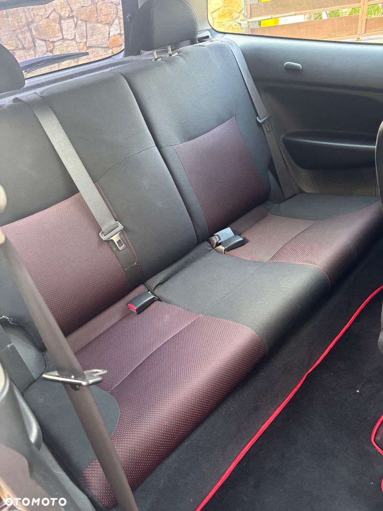 Honda Civic 1.6i Sport - 11