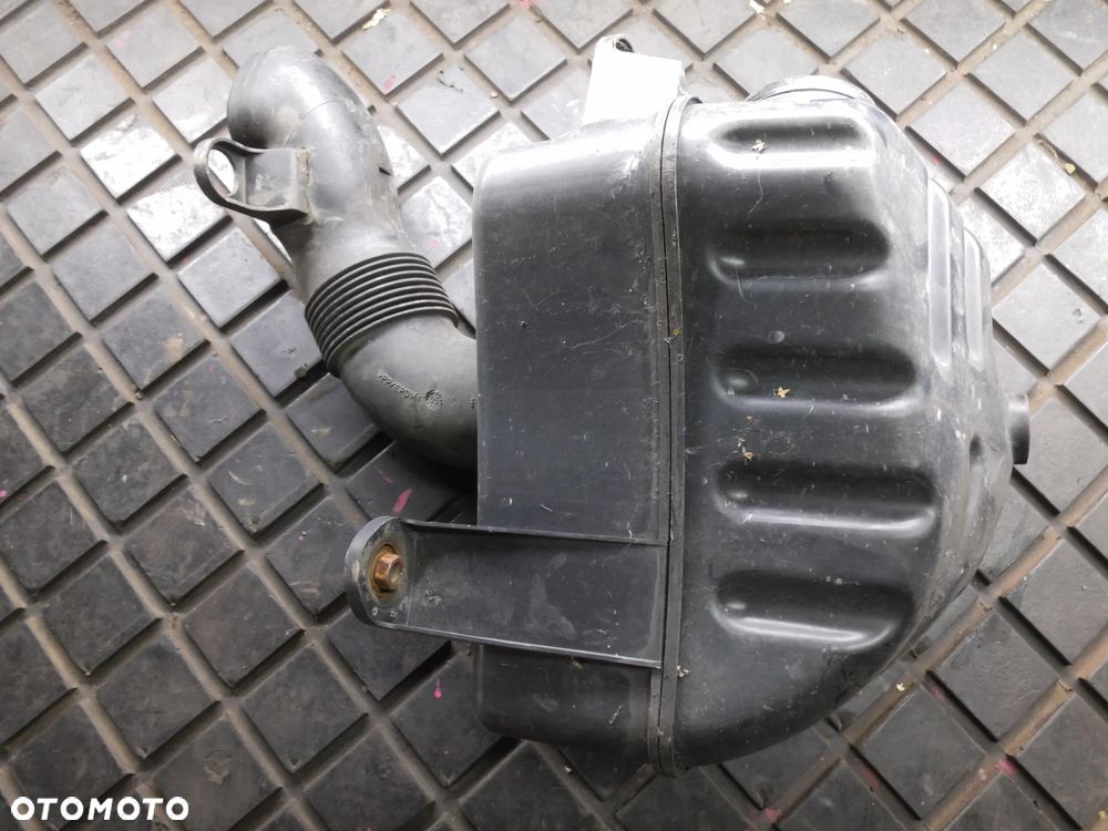 REZONATOR POWIETRZA OBUDOWA 1K0129622D VW PASSAT B6 2.0 FSI 05- - 2