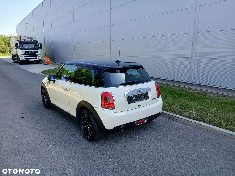 MINI Cooper D Metropolitan - 4