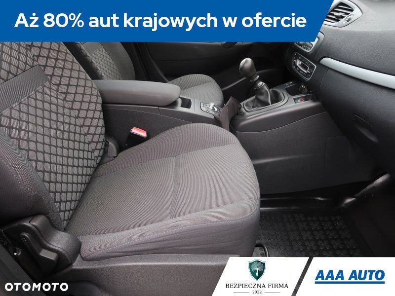 Renault Scenic - 10