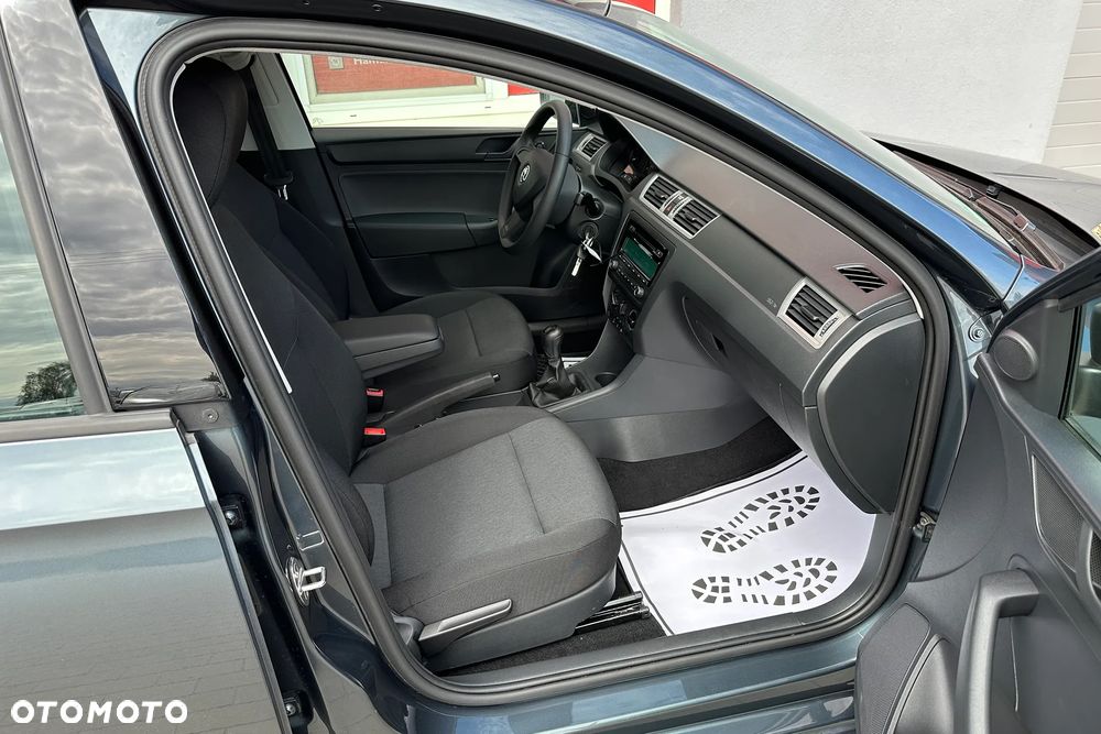 Skoda RAPID - 35