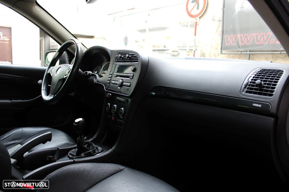 Saab 9-3 Sport Hatch 1.9TTiD Aero - 32