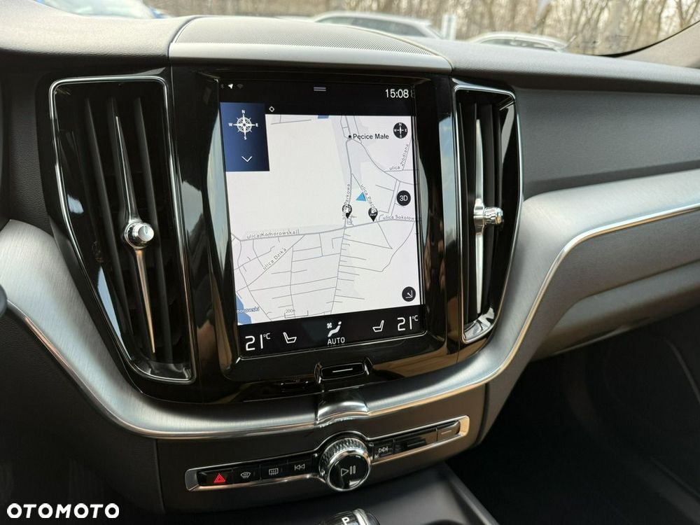 Volvo XC 60 D4 AWD Momentum - 27