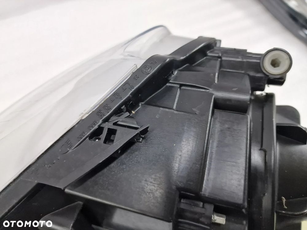 VW GOLF V 1K0 03-08 PRAWA LAMPA PRZEDNIA PRZÓD , NR 1K6941006N , NR AUKCJI LA160 - 16