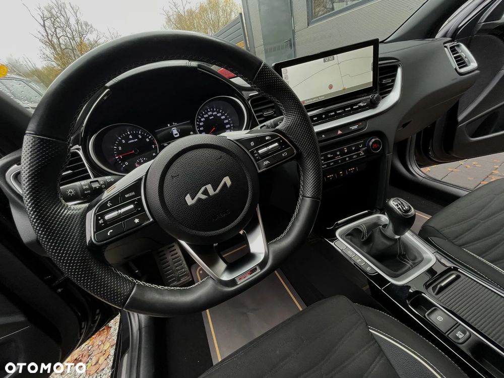 Kia ProCeed 1.5 T-GDI GT Line - 28