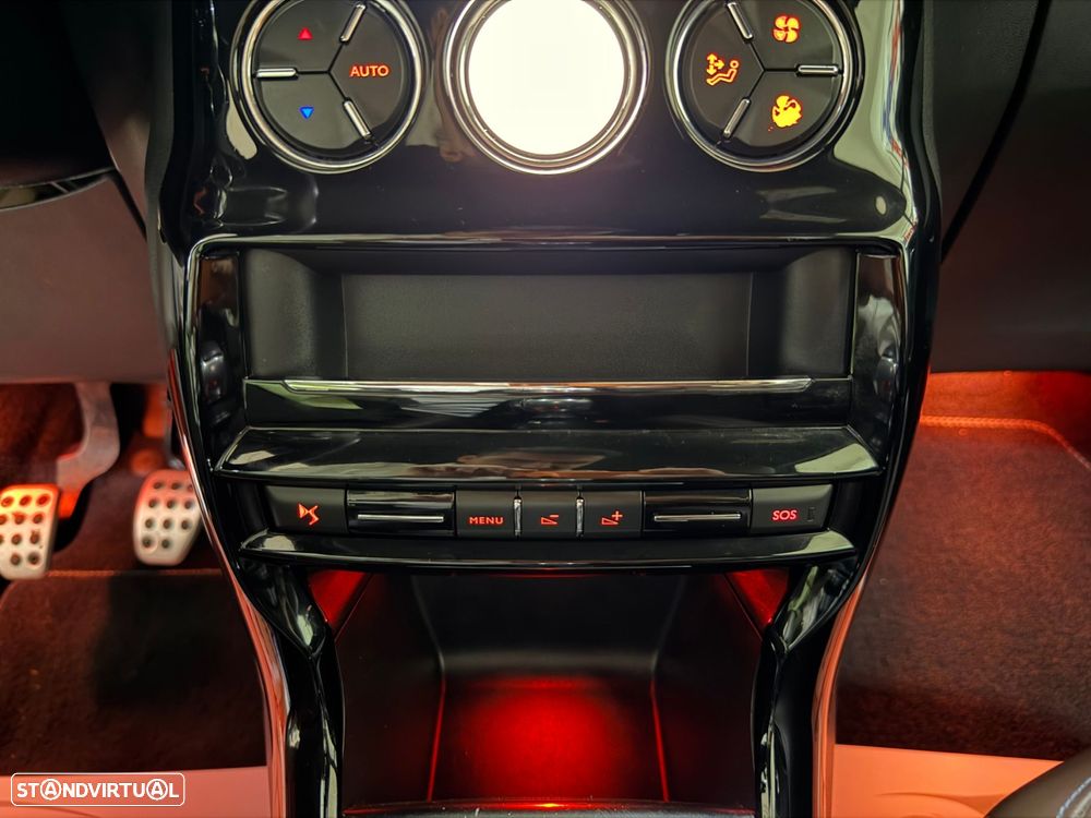 Citroën DS3 1.6 BlueHDi Sport Chic - 43