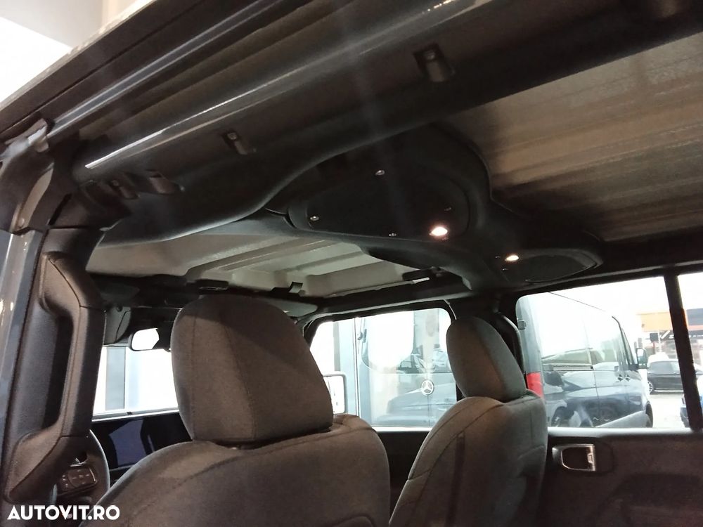 Jeep Gladiator - 16