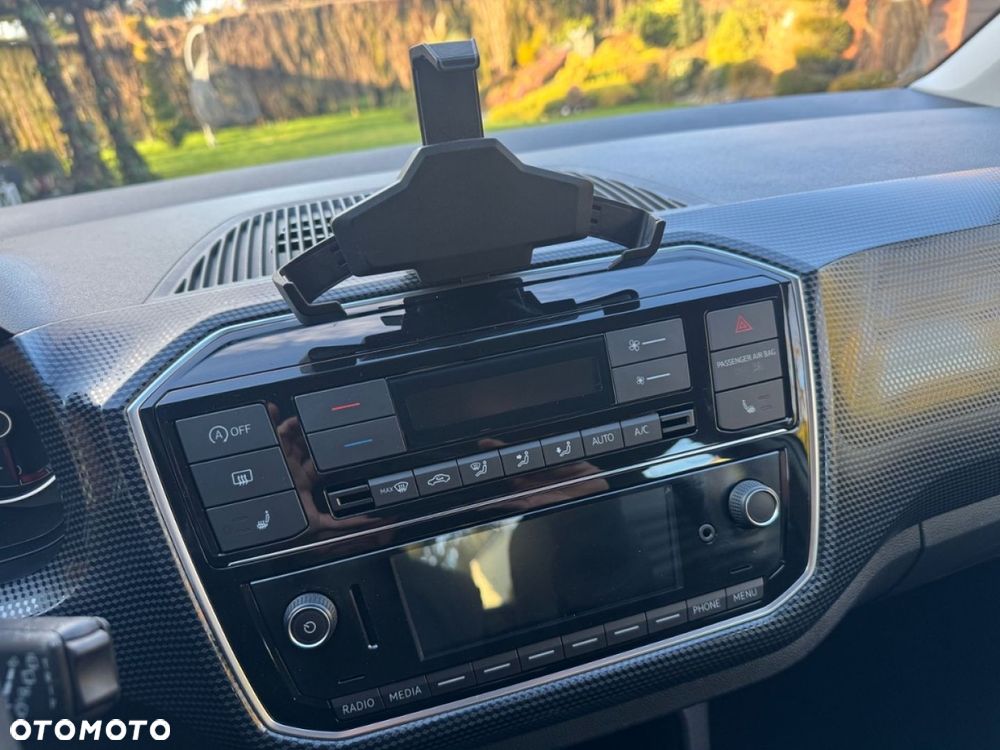 Volkswagen up! 1.0 move - 13