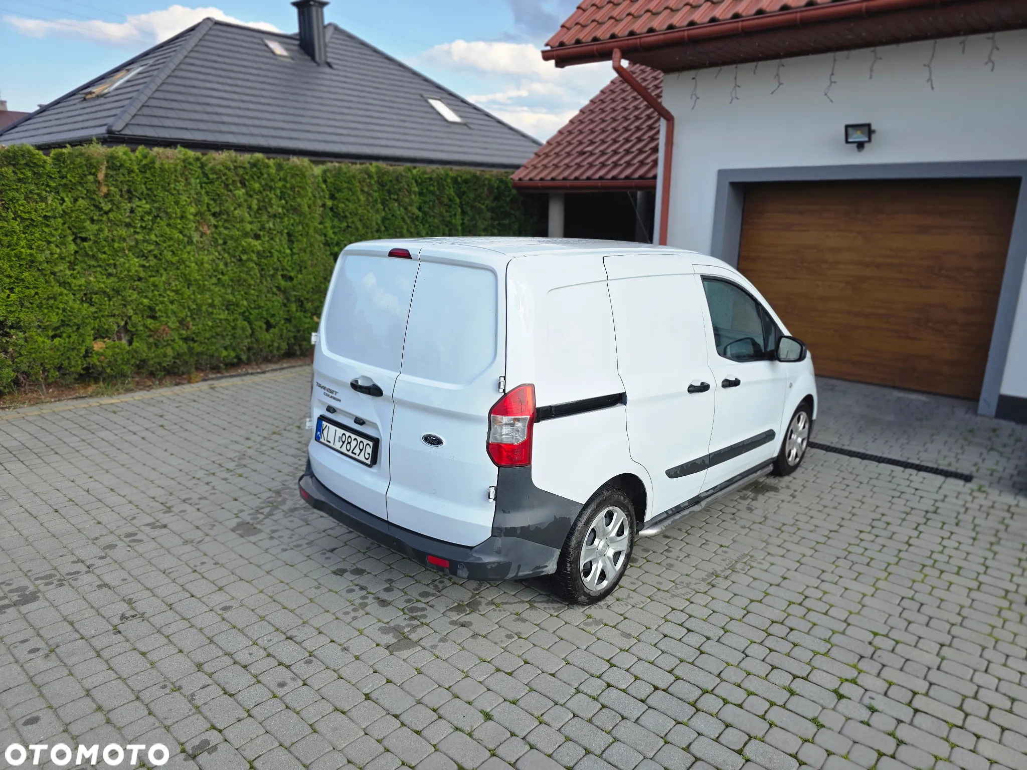 Ford COURIER TRANSIT - 2